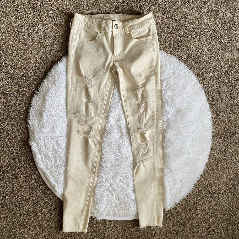 American Eagle Jeans Stretch‎ Jegging Distressed Cream Womens Size 2